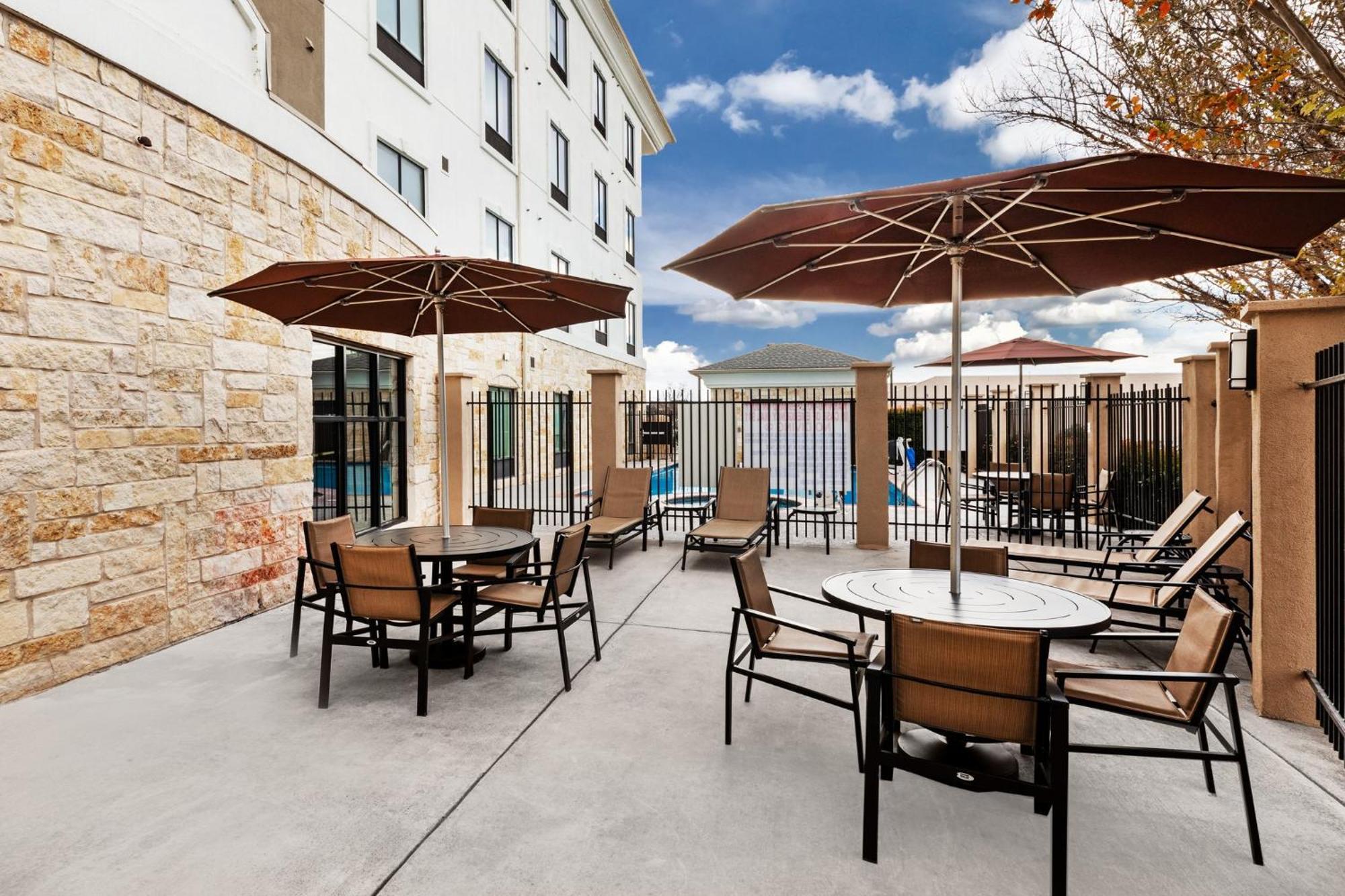 Holiday Inn Express & Suites Del Rio By Ihg Eksteriør billede