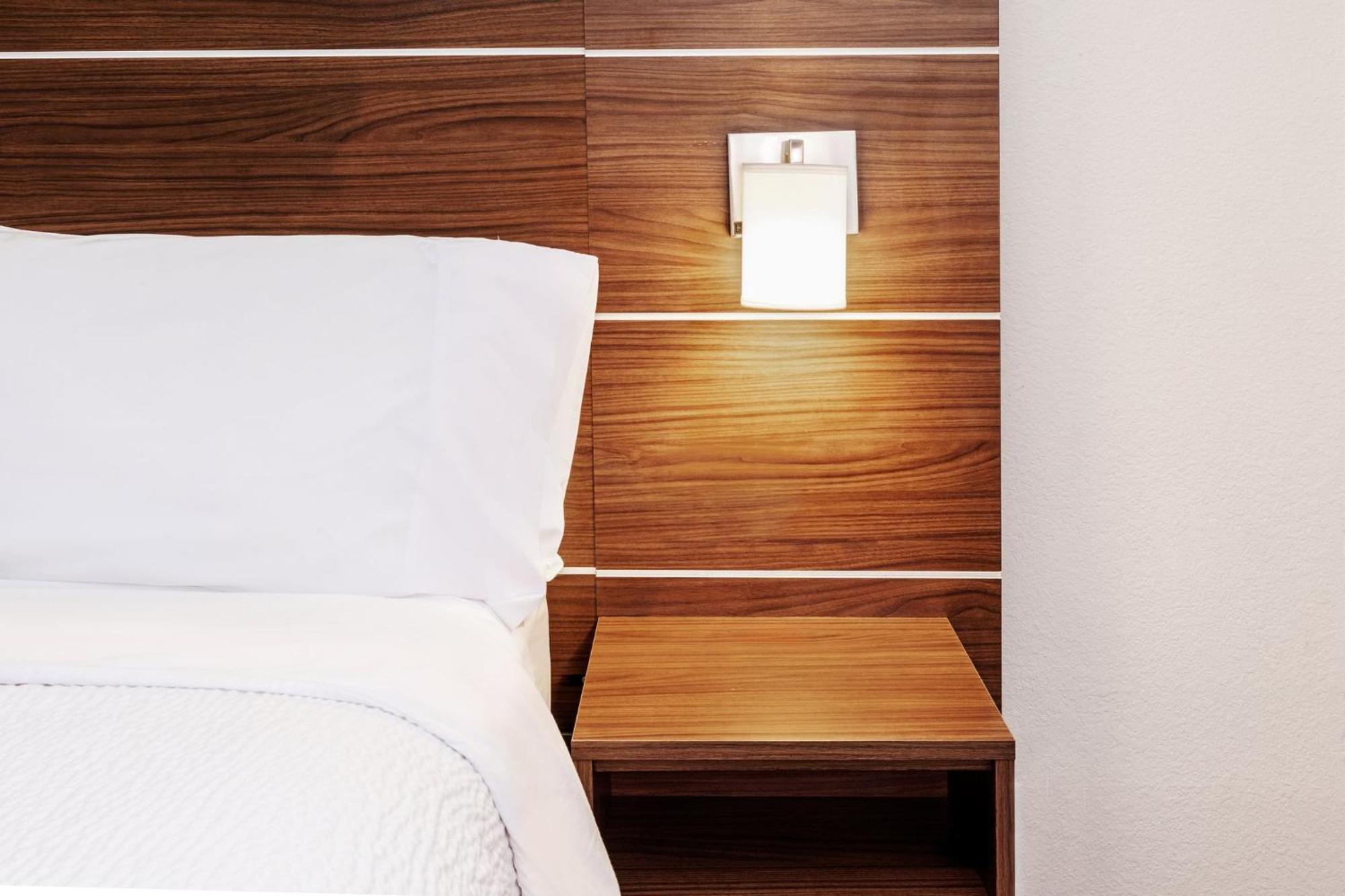 Holiday Inn Express & Suites Del Rio By Ihg Eksteriør billede