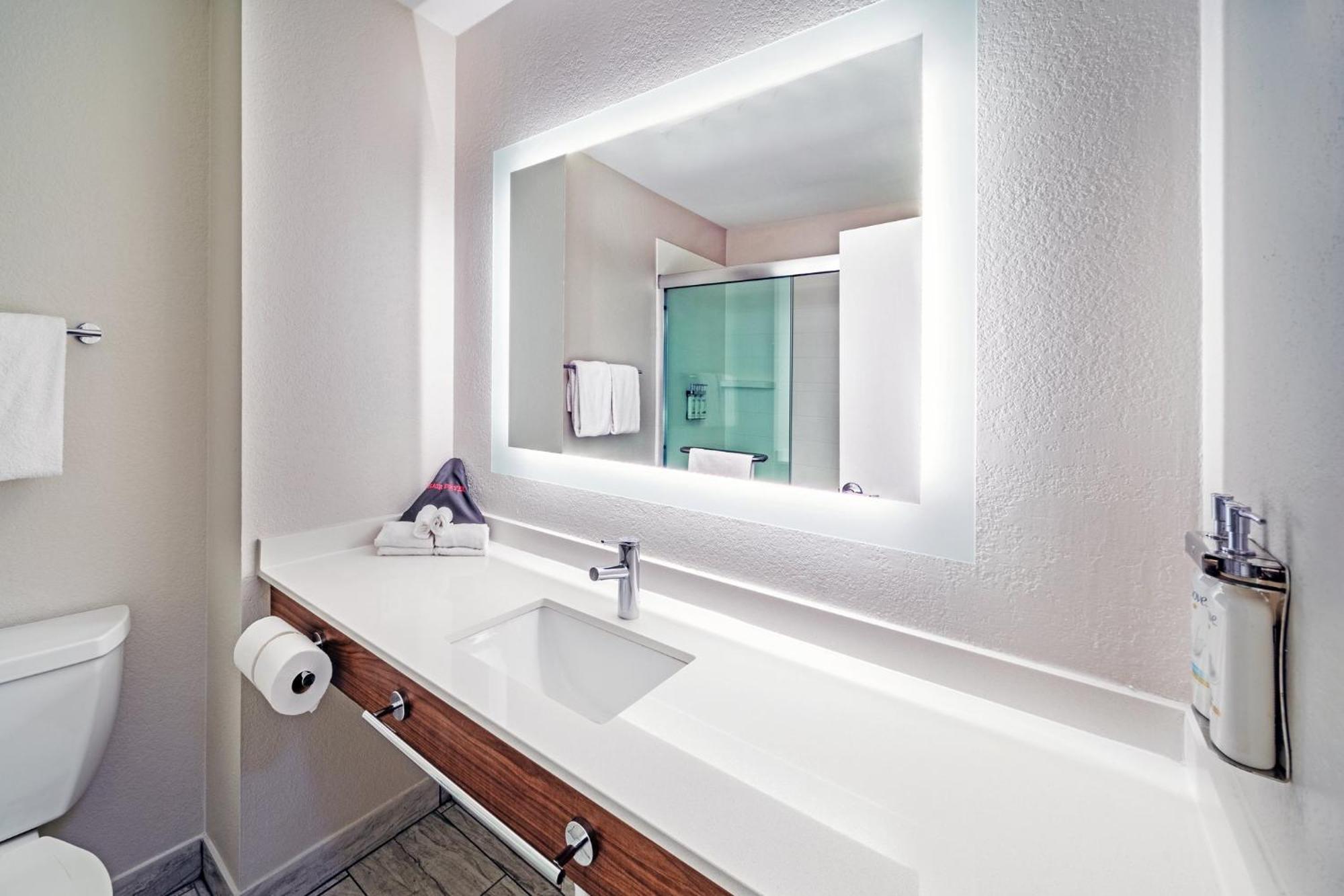 Holiday Inn Express & Suites Del Rio By Ihg Eksteriør billede