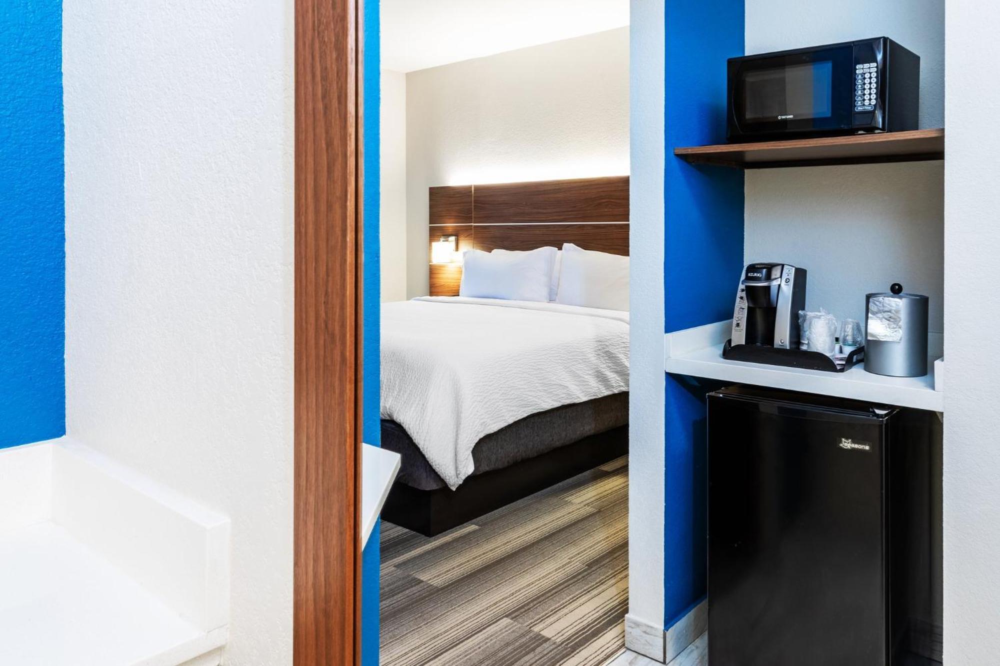 Holiday Inn Express & Suites Del Rio By Ihg Eksteriør billede