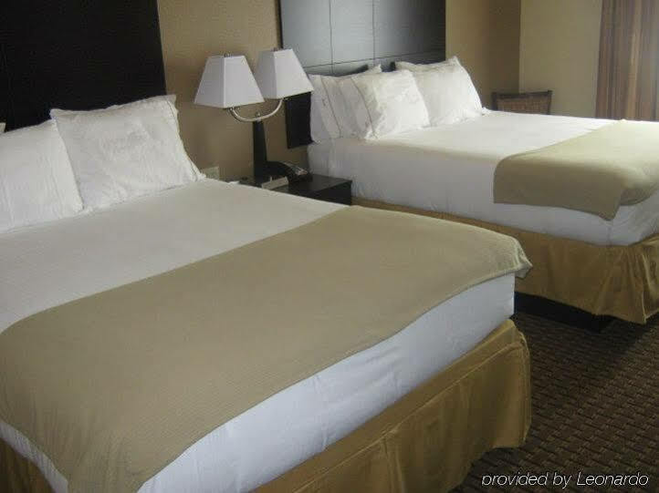 Holiday Inn Express & Suites Del Rio By Ihg Eksteriør billede